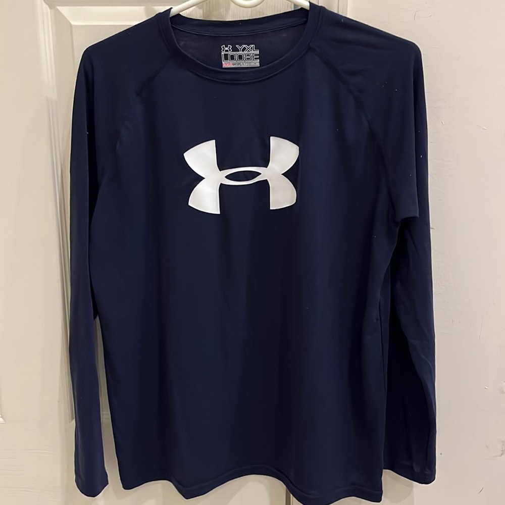 Under Armour navy long sleeve heat gear shirt size yxl